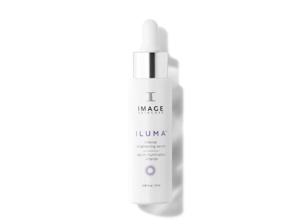 Transformeer je huid met de Iluma - Intense Brightening Serum van Image Skincare, het ideale serum voor pigmentvlekken en een rode, geïrriteerde huid.